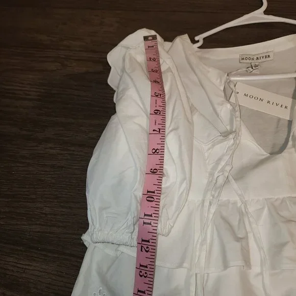 Tuckernuck Moon River White Ruffle Eyelet Top Small - Picture 6 of 9